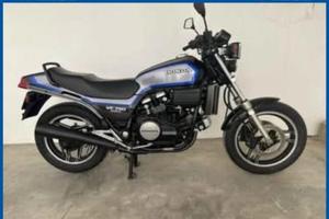 HONDA VF 750 Finanziabile - Blu - 10900