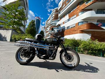 Triumph scrambler 2010 km 40k
