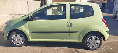 Ricambi Renault Twingo 1.1 B del 2007 motore D7FA8