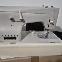 Macchine da cucire Necchi