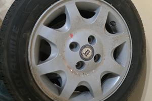 gomme più cerchi lancia