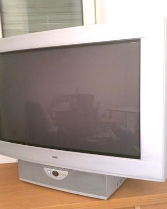 TV  LOEWE  Xelos