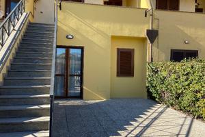 Villetta a schiera a Pescia Romana. 8 posti letto