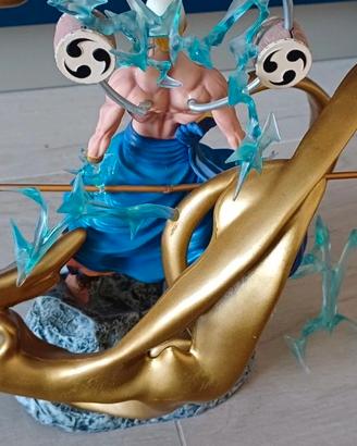 Ener One Piece statua