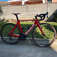 BICICLETTA DA CORSA NUOVA IN CARBONIO
