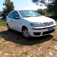 Fiat punto anno 2003 benzina 