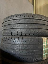 2 gomme  215 65 16   106/104 H