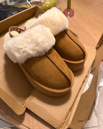 UGG funkette nuove mai usate – numero 36