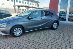 MERCEDES-BENZ A 180 CDI Executive