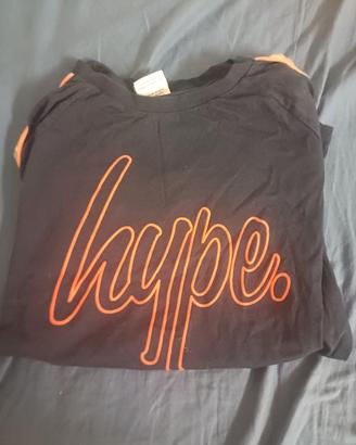 maglietta blu e arancione 