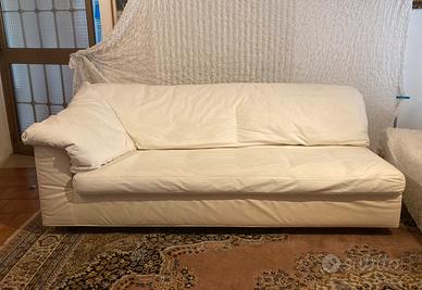 Divano tre pezzi a L