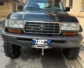 Toyota Land Cruiser FZJ80