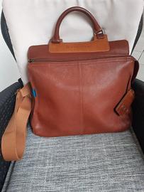 Borsadonna Piquadro in pelle 