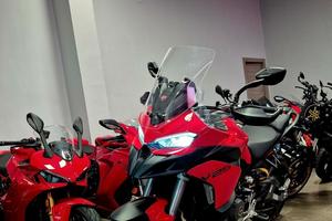 Ducati Multistrada V2 S MODEL YEAR 2025 KM 6500 UN