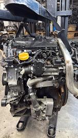 motore renault trafic vivaro 2.0 sigla M9R