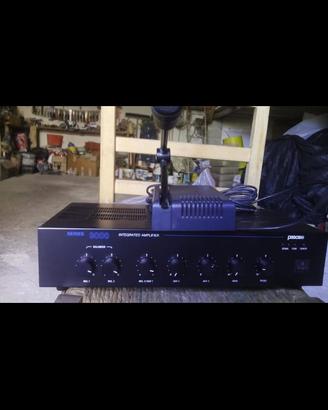 amplificatore con microfono 