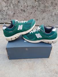 new balance 2002r