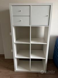 Mobile ikea kallax con inserti