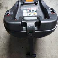 fissaggio isofix auto per ovetto inglesina