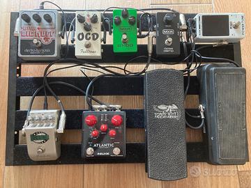 pedaliera analogica effetti per chitarra elettrica