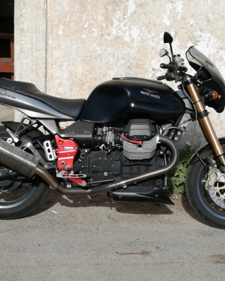 Moto Guzzi v11 sport scura serie limitata