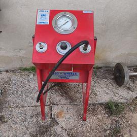 Apparecchiature tecniche per auto  