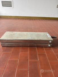 Ponte sollevatore a forbice