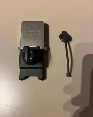 Chiusura bauletto givi trekker e serratura SL101