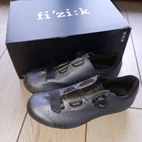 Scarpe bici FI'ZI:K n°39 con tacchette grigie
