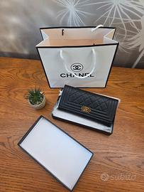Portafoglio Chanel nero e oro - nuovo