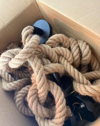 Applichi lampade in corda