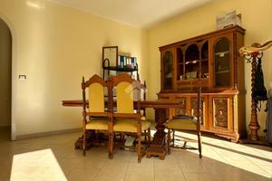 3 LOCALI A GIUGLIANO IN CAMPANIA