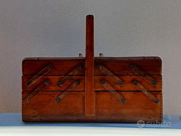 Scatola da cucito anni '50