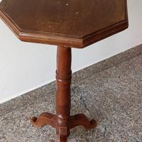 Tavolino ottagonale