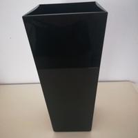 Vaso in cristallo nero