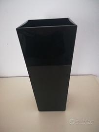 Vaso in cristallo nero