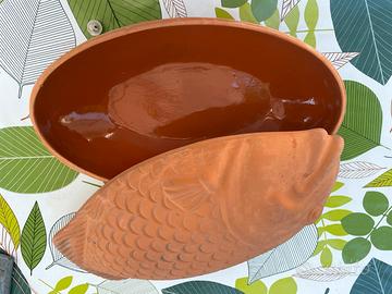 Cocotte terracotta per cucinare pesce