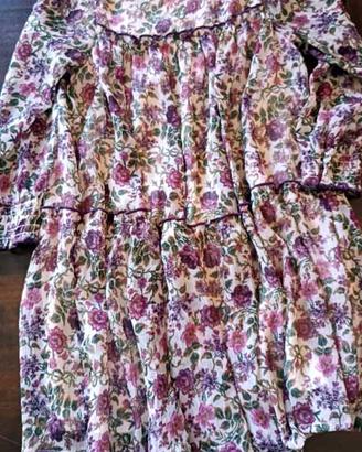 vestito leggero a fiori tonalità bordeaux viola