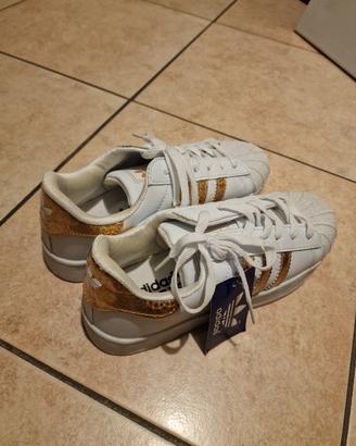 Adidas superstar 