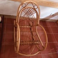 PICCOLA SEDIA A DONDOLO PER BAMBINI IN VIMINI