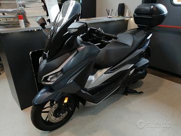 Honda Forza 350 finanziabile