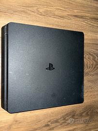 PS4 usata + Controller