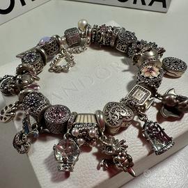 Bracciale Pandora Moments con chiusura pavé