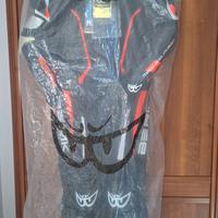 tuta Berik e stivali forma