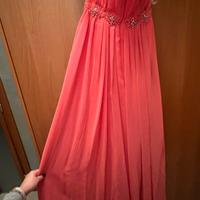 Abito da cerimonia rosa pesca