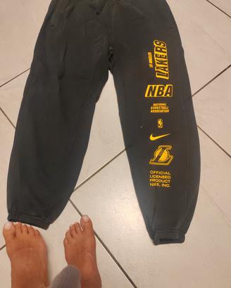 pantaloni 