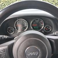 Jeep wrangler Sahara 2800 200cv anno 2015
