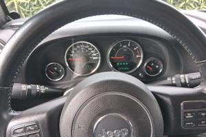 Jeep wrangler Sahara 2800 200cv anno 2015