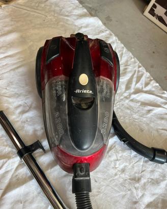 Aspirapolvere ariete 2200W senza sacco con filtro