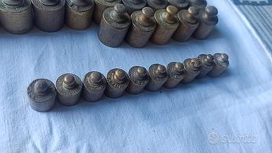 serie di pesi antichi  in ottone 